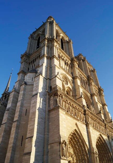 Premium Photo | Notre dame cathedral