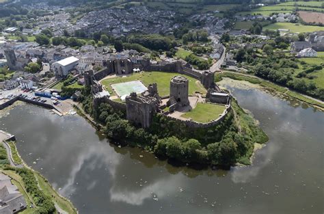 Aerial view of Pembroke Castle - birthplace of King Henry VII in 1457 in 2022 | Pembroke castle ...