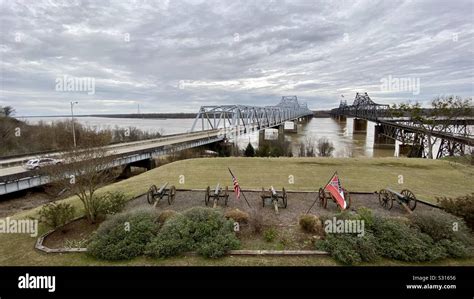 Mississippi River Crossing at Vicksburg, MS USA Stock Photo - Alamy