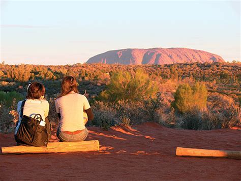 Uluru Camping Tours - Australia Work & Travel Magazine - What's On Aus, Cheap Tours & Accommodation