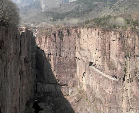 Guoliang Tunnel Road - Henan Province, China. | Dangerous roads, Scary places, Places around the ...