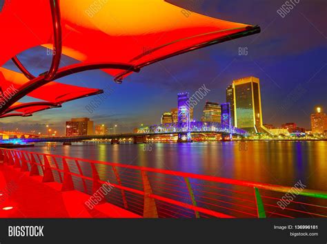 Jacksonville Skyline Image & Photo (Free Trial) | Bigstock