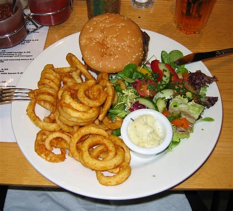 File:Bar-91 burger, curly fries and salad.jpg - Wikimedia Commons