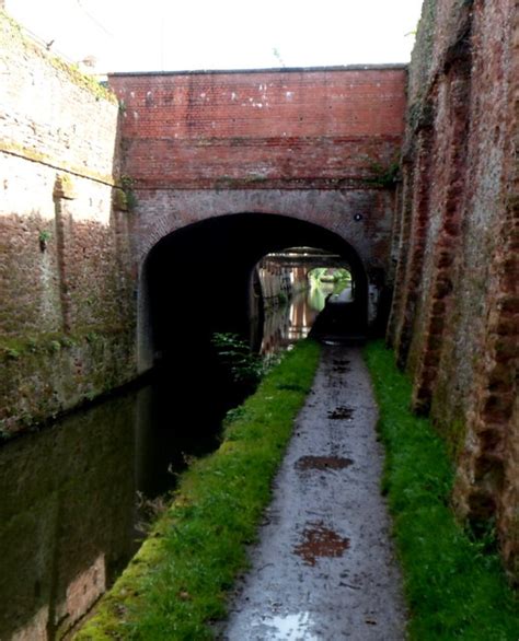 NW side of canal bridge 3, Bridgwater © Jaggery cc-by-sa/2.0 :: Geograph Britain and Ireland