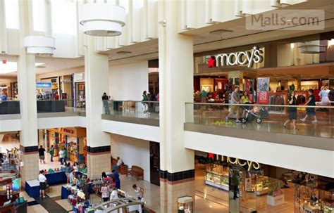 Northwoods Mall Peoria - Regional mall in Peoria, Illinois, USA - Malls.Com