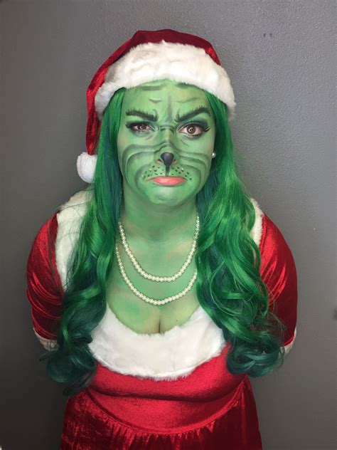 Grinch makeup by Glam Bam Beauty | Grinch makeup, Glam, Grinch