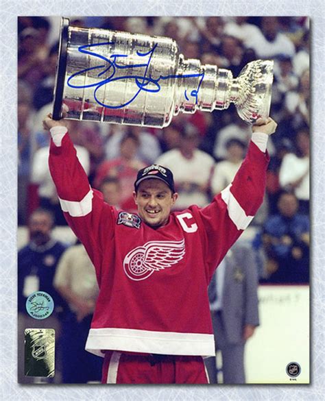 Steve Yzerman Detroit Red Wings Autographed 1998 Stanley Cup 8x10 Photo ...