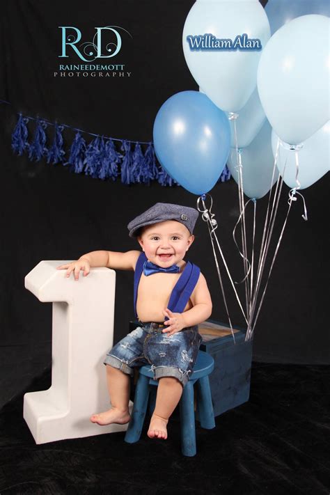 One year old picture ideas | Baby birthday photoshoot, Boy birthday pictures, Baby girl photography