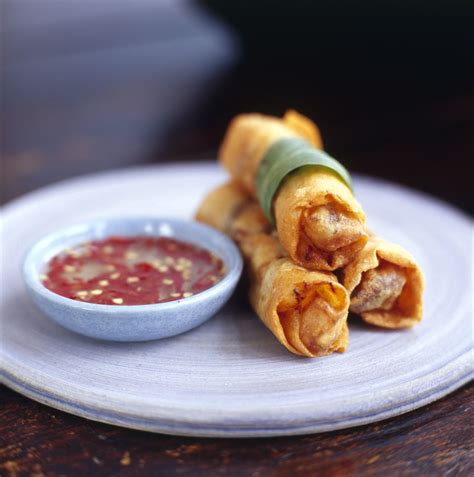 Vietnamese Fried Spring Rolls (Cha Gio) Recipe