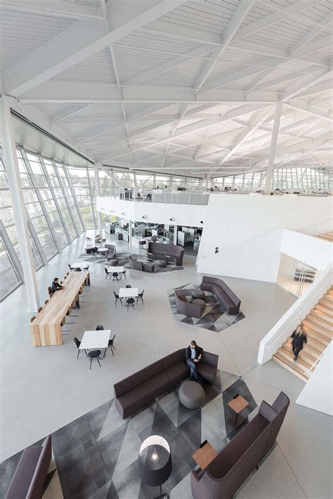 Corporate Headquarters: From the Inside Out | Dialogue 31 | Gensler