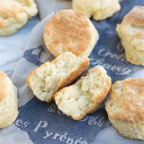 Sour Cream Biscuits - recipe by Cooks and Kid