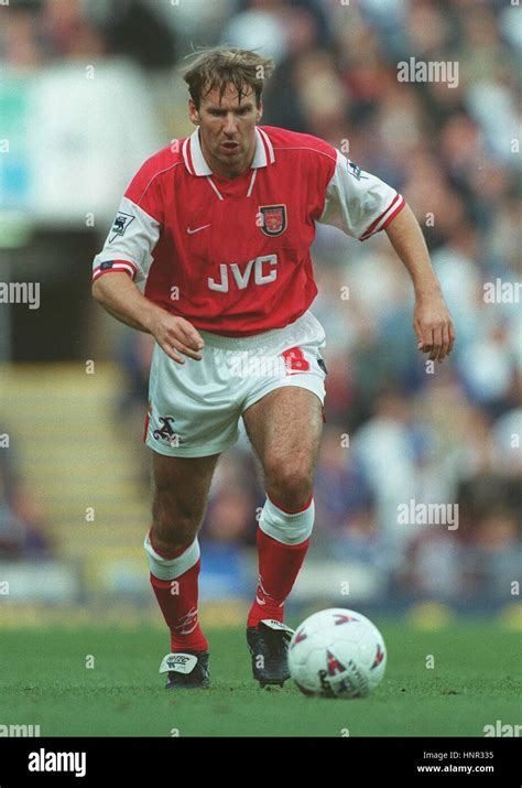 PAUL MERSON ARSENAL FC 15 October 1996 Stock Photo - Alamy