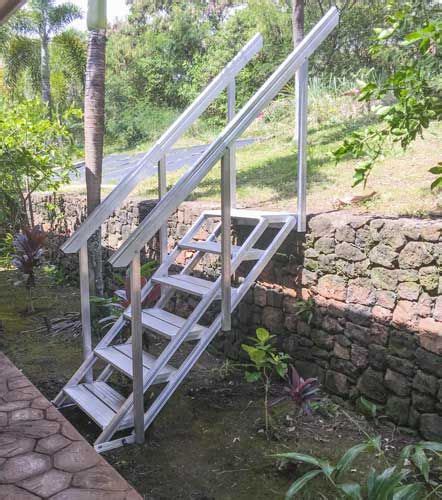 Portable aluminum stairs for beach or waterfront access | Outdoor ...