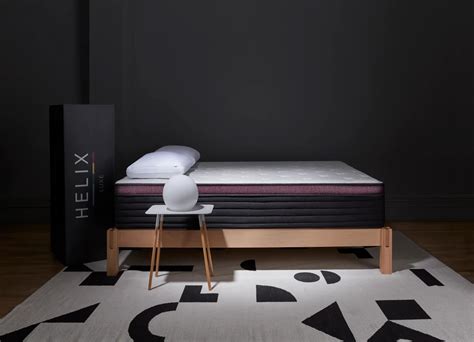 Helix Dusk Luxe - Mattress Reviews | GoodBed.com