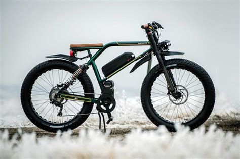 This new 40 MPH electric bike puts a fresh spin on mid-drive mopeds