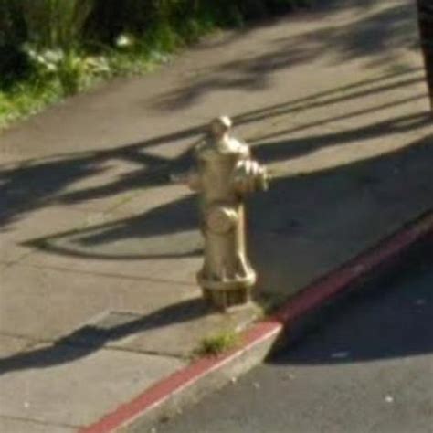 Golden Fire Hydrant in San Francisco, CA (Google Maps)