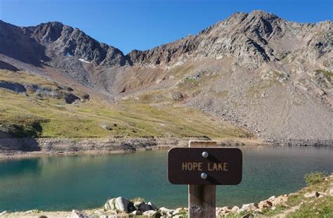 14 Best Alpine Lake Hikes in Colorado