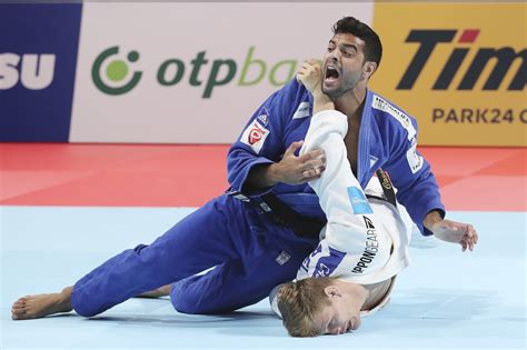 Israel’s Sagi Muki takes gold at judo world championships | The Times ...