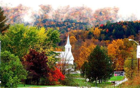 Fall Color in Vermont by Pranav Kamkhalia, via 500px | Autumn landscape, Vermont fall, Fall colors