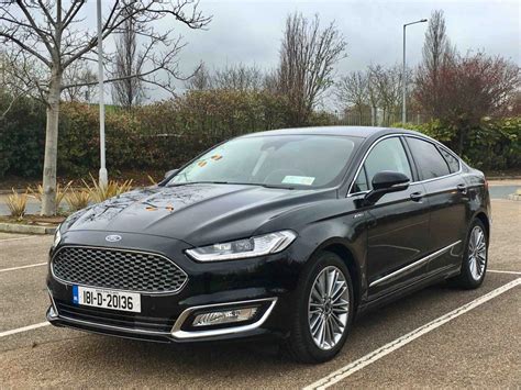 Ford Mondeo Hybrid (HEV) First Drive Review - Changing Lanes