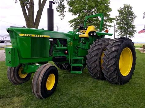 JOHN DEERE 4520 | Farm Equipment | Pinterest | John deere 4520, Tractor and Big tractors