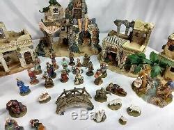 Grandeur Noel 44-Piece Bethlehem Village Set Nativity