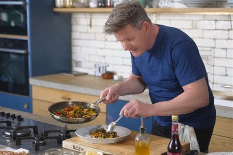 Why Gordon Ramsay Uses Hexclad Pans & Cookware Sets | Hexclad – Hexclad Cookware