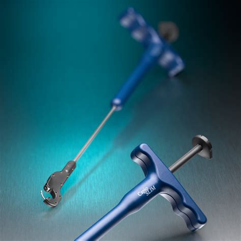 Capio™ SLIM Suture Capturing Device - Boston Scientific