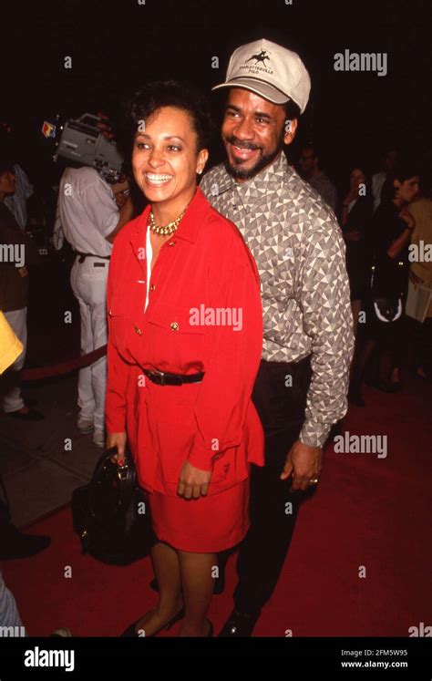 Tim Reid and Daphne Maxwell Circa 1980's Credit: Ralph Dominguez/MediaPunch Stock Photo - Alamy