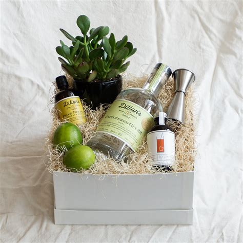 GIN & TONIC Gift Box – Present Day