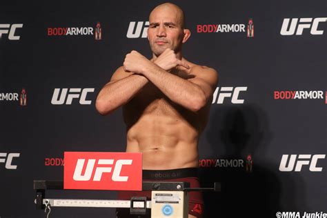 UFC on ESPN+ 29 breakdown: Anthony Smith vs. Glover Teixeira