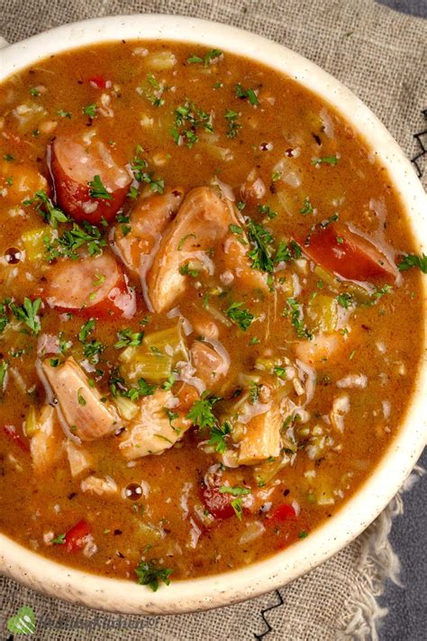 Chicken and Sausage Gumbo Recipe - A Quick and Easy Creole Dish ...