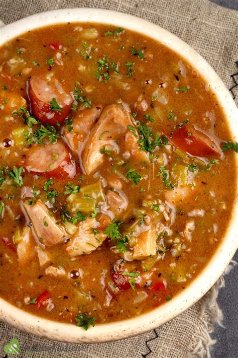 Chicken and Sausage Gumbo Recipe - A Quick and Easy Creole Dish ...