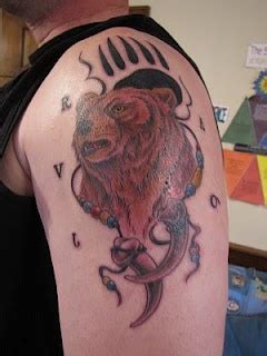 He put the Cherokee/tsalagi symbols around the tattoo..it spells out Papa Bear :) | Native ...