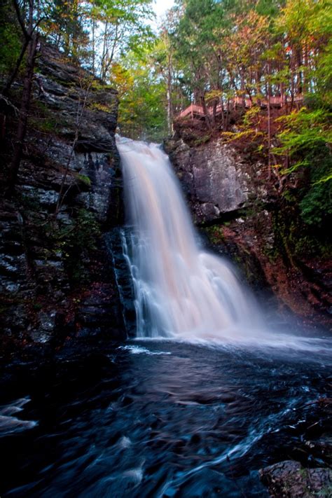 Discover These Pocono Waterfall Hikes | Pocono Mountain Rentals