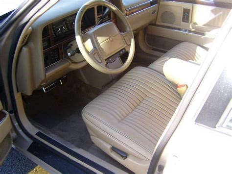 1992 Dodge Dynasty (1992 dodge dynasty le interior)