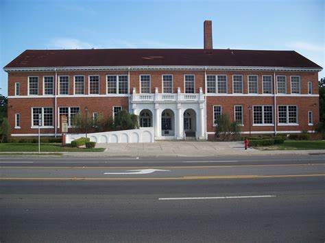 File:Columbia County High School Lake City01.jpg - Wikimedia Commons