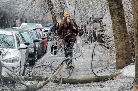 Hundreds of thousands in Quebec, Ontario without power after ice storms ...