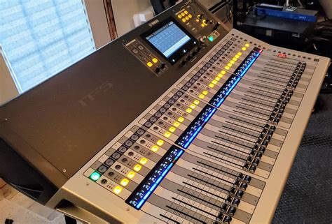 Yamaha TF5 Digital Mixer with Motorized Faders – RETAINED – Studio Gear