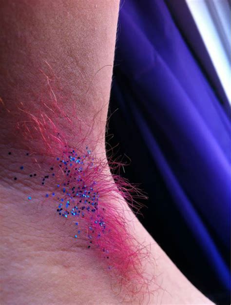 Glitter Armpits Are A Thing Now And It’s Too Late To Do Anything | Bored Panda