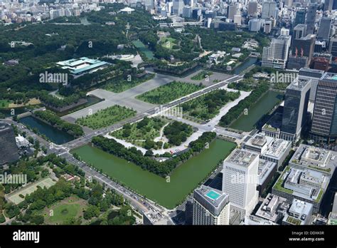 Tokyo imperial palace aerial hi-res stock photography and images - Alamy