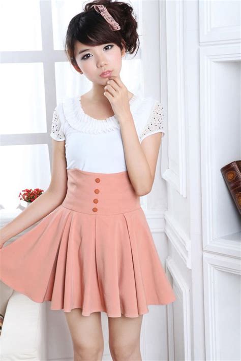 (1) Cute, sweet gyaru: Off white shirt. Pink, A-line, pleated skirt with… | Fashion summer ...