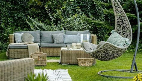 Purchasing Furniture For Your Garden