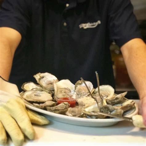 McGarvey's Saloon and Oyster Bar - Seafood Restaurant - Annapolis ...