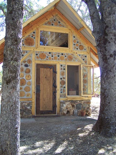 Kautzer Craftsmanship Home page | Cordwood homes, House in the woods, Small house