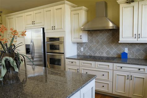 How to Polish Granite Countertops – Gold Eagle