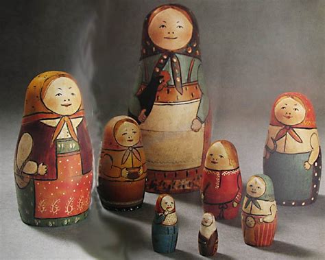 JAIR CARAVEO'S UNSOLVED FILES: La leyenda de la muñeca Matrioska: Historia tradicional rusa