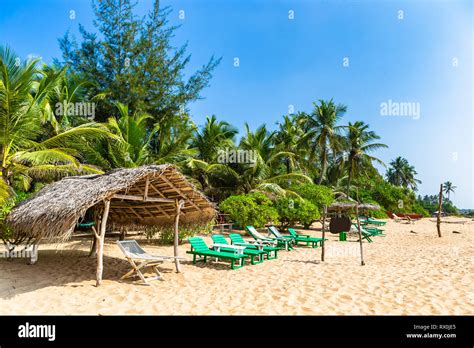 Tangalle beach. Sri Lanka Stock Photo - Alamy