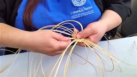 How to Cherokee Basket Weaving - YouTube