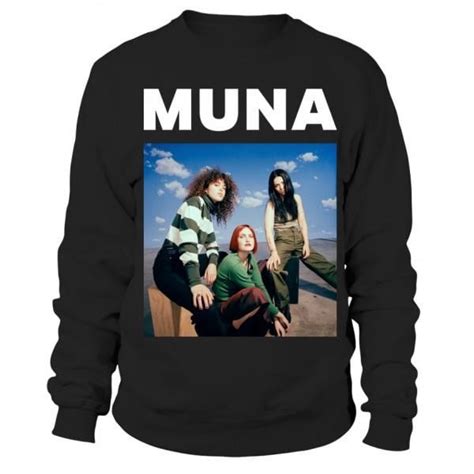 merch giveaway : r/Muna